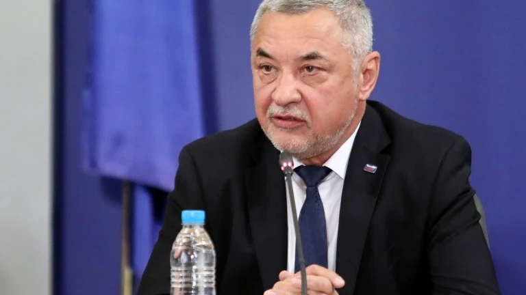 Коалицията се запазва в този състав до завършването на мандата й