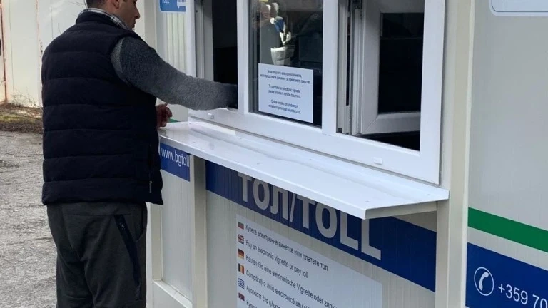 От утре Националното тол управление отваря приемни за превозвачи