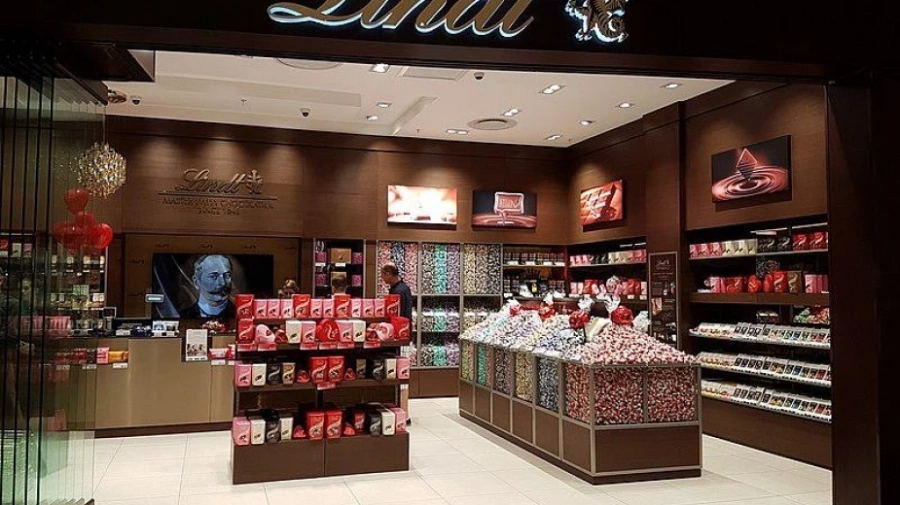 И гиганта на шоколадови изделия Lindt отчита спад на продажбите заради К-19