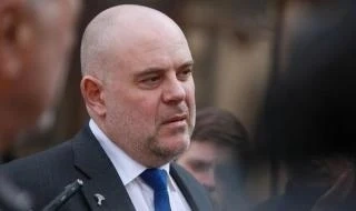 Иван Гешев стана докторант на декана на правния факултет в ЮЗУ