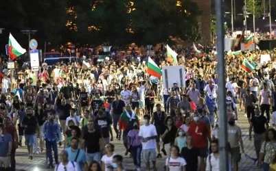 Ден 19. Гражданска подписка за оставките на Бойко Борисов и Иван Гешев