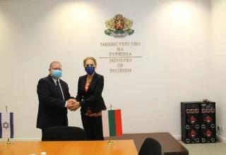 Вицепремиерът и министър на туризма Марияна Николова проведе работна среща с посланика на Държавата Израел Н.Пр. Йорам Елрон