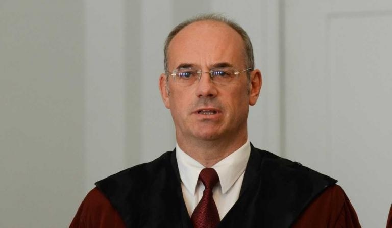 Атанас Семов: Действащият президент не може да бъде разследван, но бившият може
