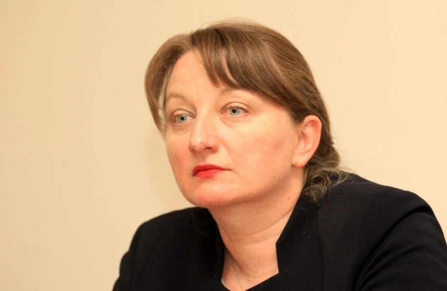 Пациентски организации искат оставката на Деница Сачева