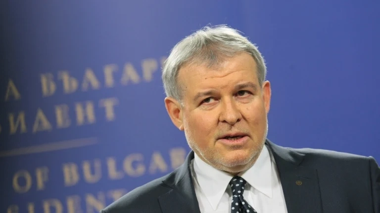 Румен Христов: Наблюдаваме битка за служебен кабинет