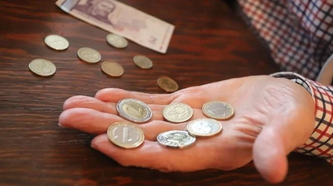 Предвиждат 369 лв. линия на бедност през 2021 г