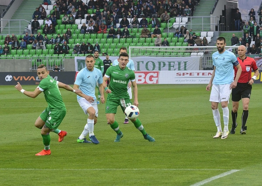 Лудогорец се разделя с двама от играчите си