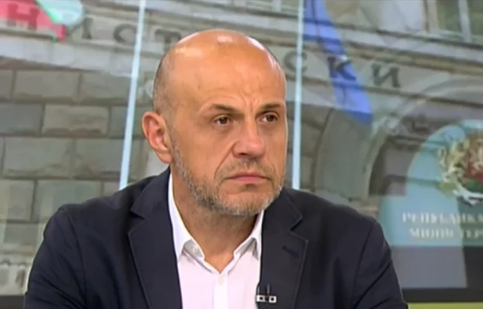 Томислав Дончев: Данаил Кирилов и Екатерина Захариева са участвали в писането на Конституцията