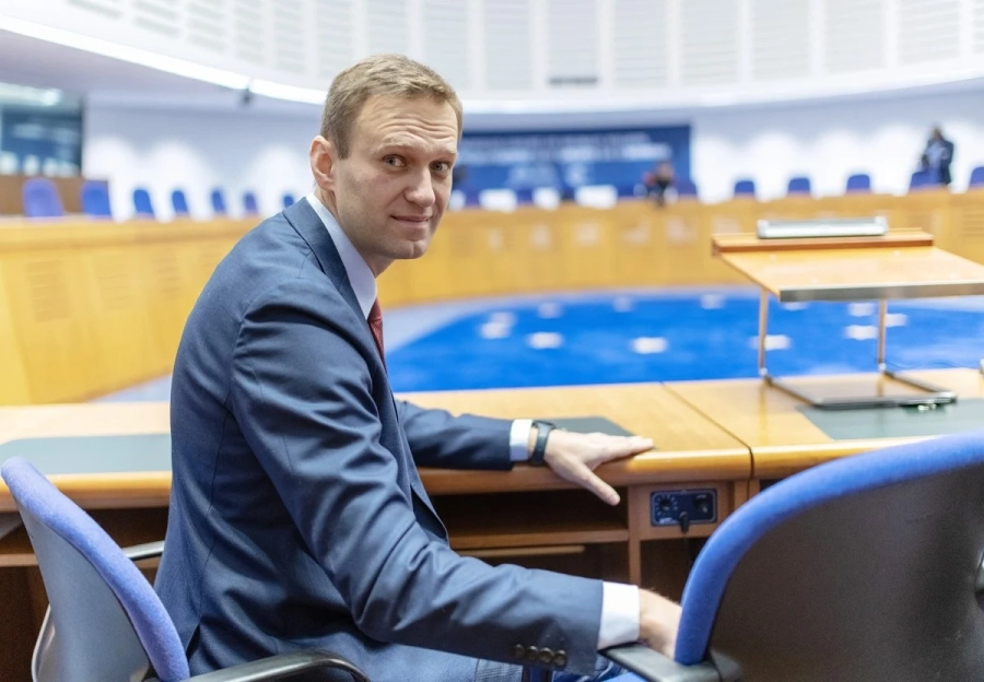 Лекари от берлинската болница: Навални е отровен с неизвестно засега вещество