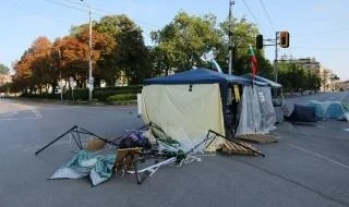 Остават блокирани три софийски кръстовища