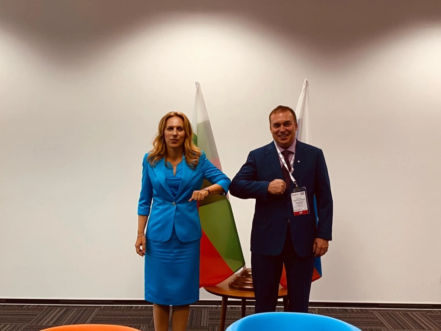 Николова: Русия е стратегически партньор на България в туризма