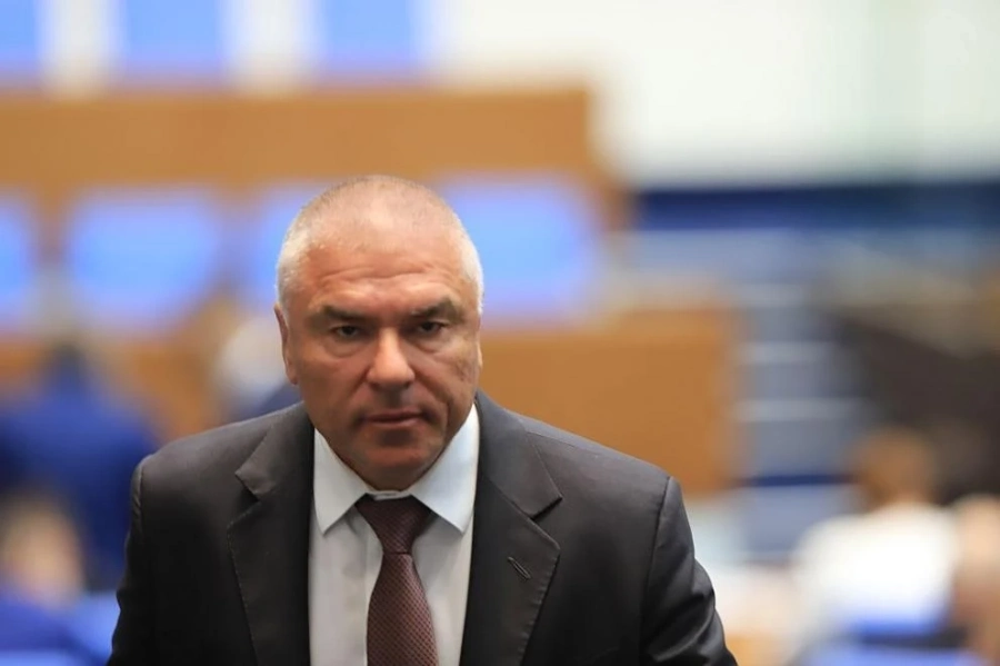 Марешки с наказание „лишаване от свобода“ за 4 год. и глоба в размер на 8 хил. лв.