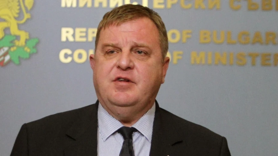 Политолози и социолози определиха като добра инициативата на Каракачанов за  правителство на диалога