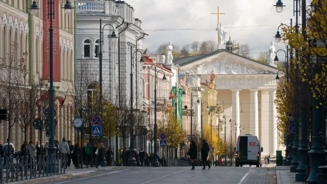 Литва изискват отрицателен PCR тест за българите