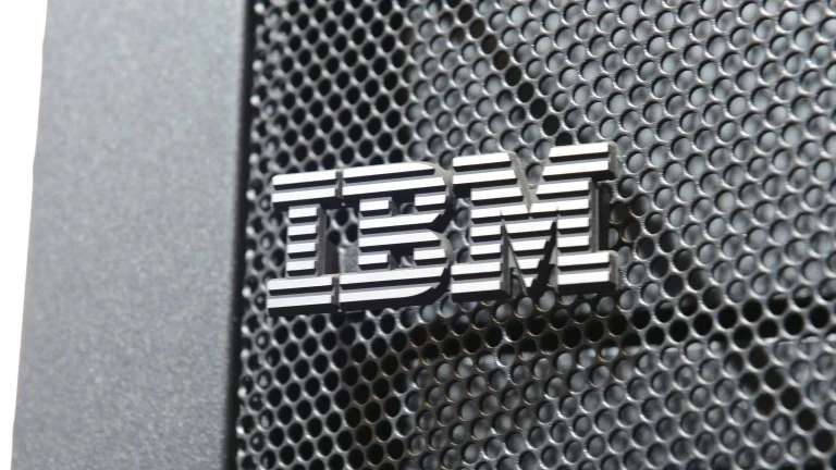 IBM се разделя на две публични компании