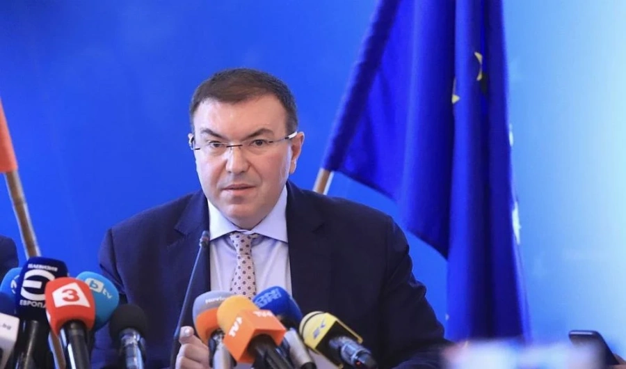 Ангелов: Всички пациенти в България получават „Ремдесивир” (ВИДЕО)