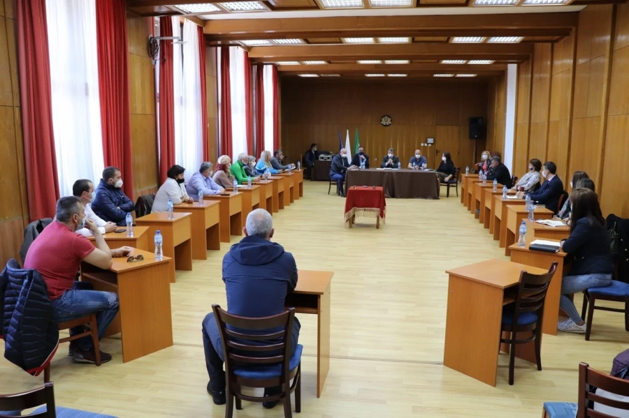 Банско се подготвя за зимния туристически сезон