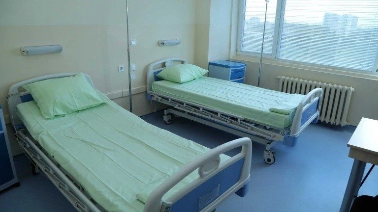 Болници търсят доброволци, ковид отделението в Кърджали е препълнено