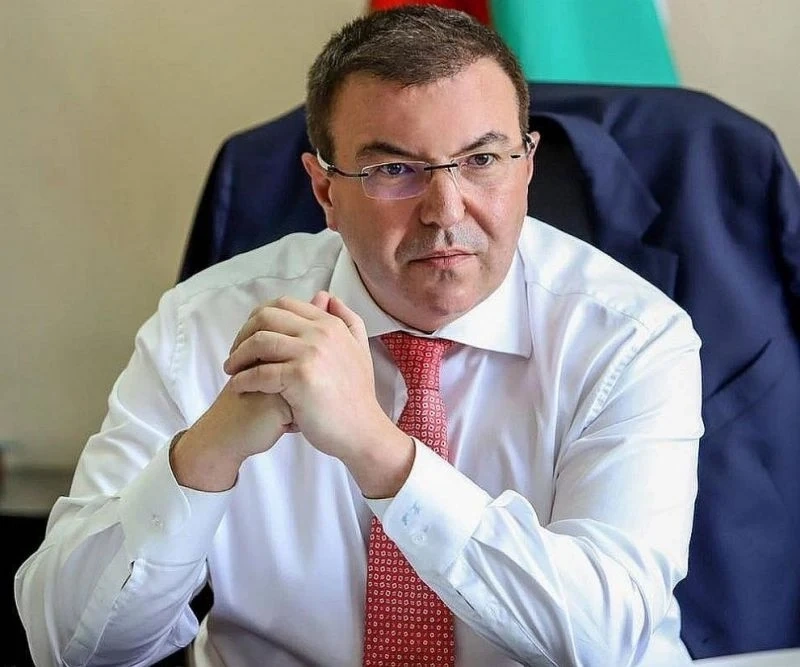Ангелов: Шефът на РЗИ напусна по лични причини, не заради карантината на премиера