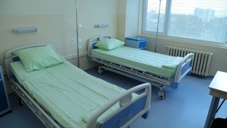 И в болницата в Асеновград търсят доброволци в борбата с COVID-19