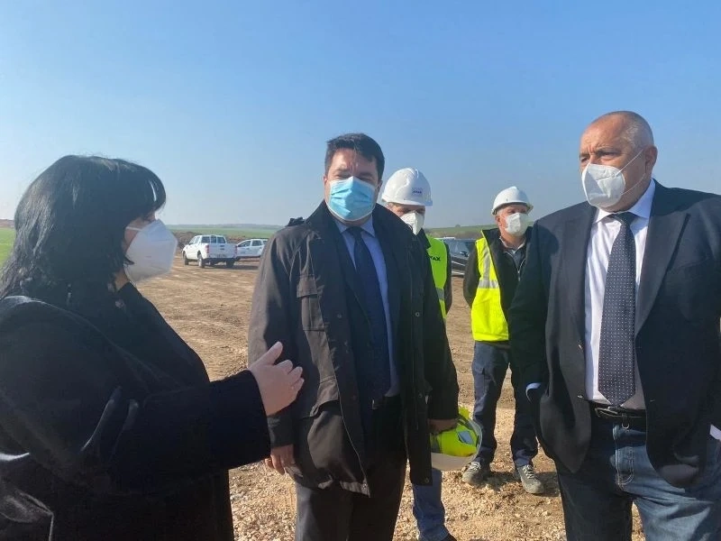 Борисов обеща азерски газ да потече у нас на 1 януари