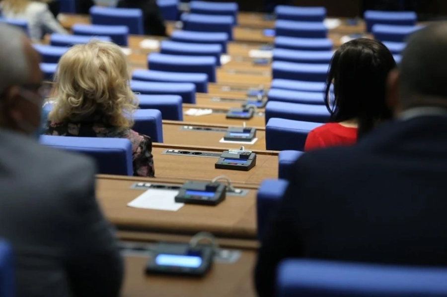 Депутатите приеха окончателно рамката на държавния бюджет за 2021