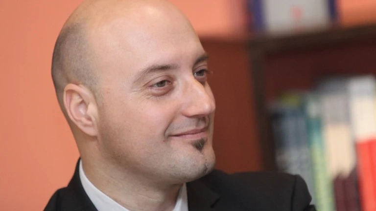 Атанас Славов: Управляващите затвърдиха имиджа ни на държава, която не спазва ангажиментите си