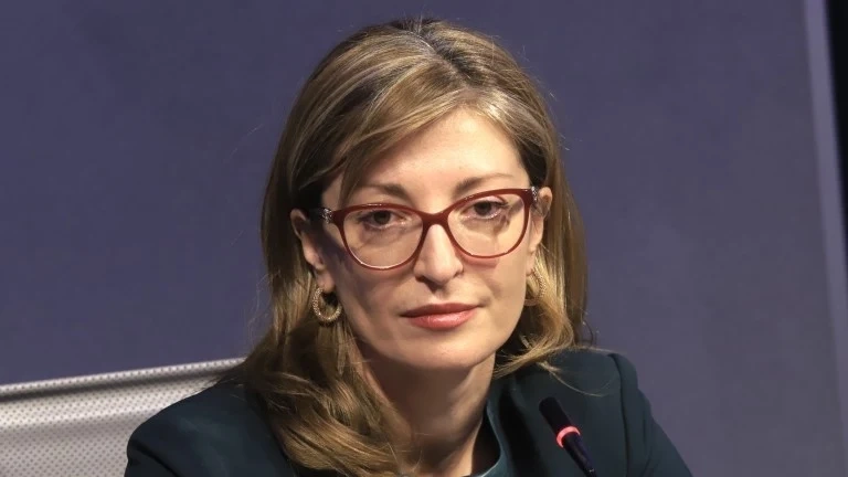 Да се научим на коалиционна култура, настоява Захариева
