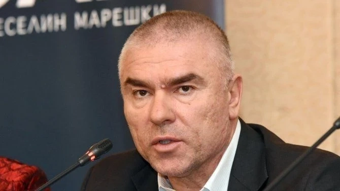 Марешки: Само пълен идиот може да каже, че строя незаконно в Морската градина. Този кокошарник го наследих