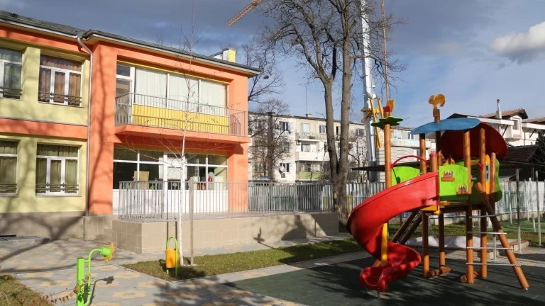 Държавата компенсира родителите на деца, неприети в детска градина