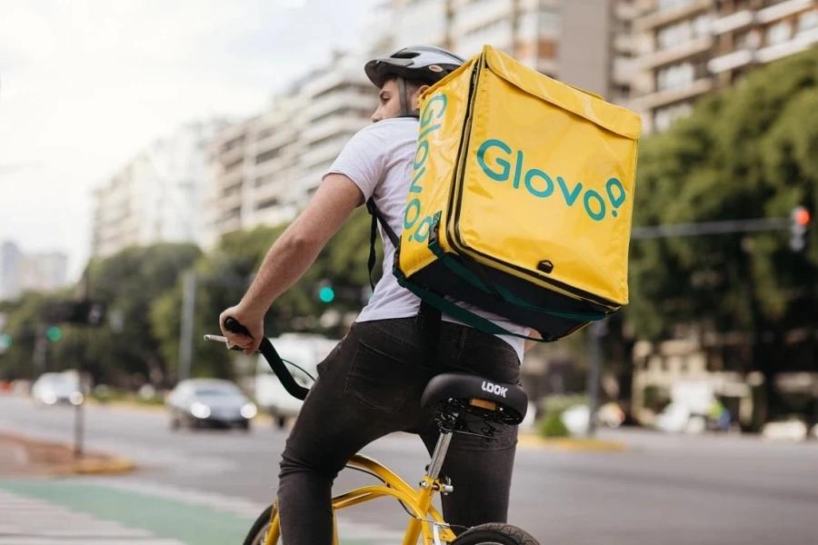 Популярната услуга Glovo вече и на българския пазар