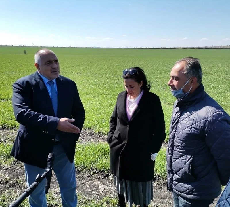 Шкембетата се оказаха приятели, а не опоненти. Нанков и Краси нашишкавели