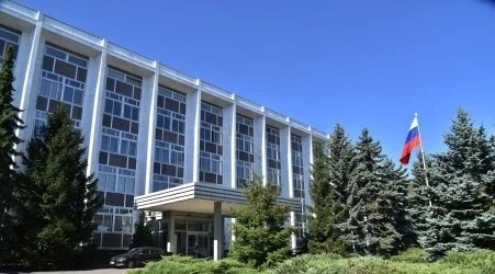 И вторият руски дипломат, обявен за персона нон грата напусна България