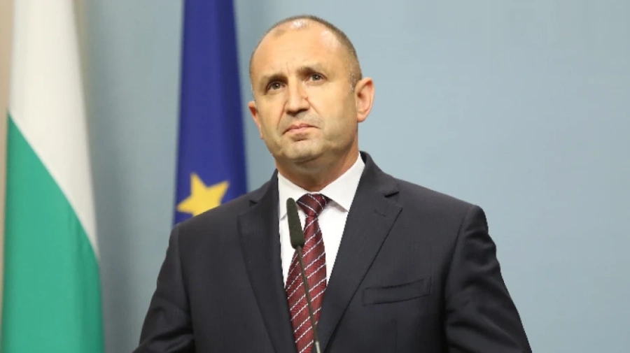 Радев с поздрав към католическата и арменската общности в България по случай Великден