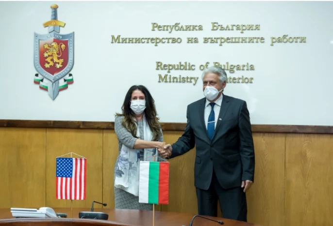 Министърът на вътрешните работи проведе среща с посланика на САЩ в София