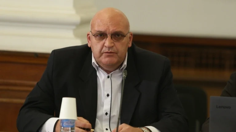 Коронавирусът няма терен за развитие у нас, но епидемията продължава, заяви д-р Брънзалов