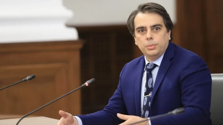 МС с тясно решение за свързаност по Магнитски към държавни фирми
