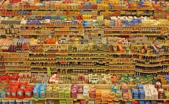 Скок в цените на всички храни: 54% при олиото, 55% при краставиците