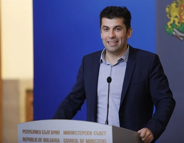 Петков след срещата с президента: Не е говорено за ново служебно правителство