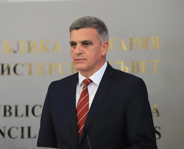Новото служебно правителство положи клетва