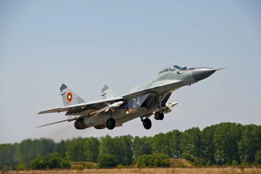 Черната кутия на падналия МиГ-29 е разчетена, пилотът е загубил ориентация