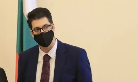Пеканов: Нямам интерес към проекта на Кирил Петков и Асен Василев