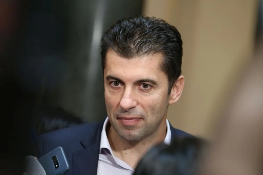 Петков: Конституцията трябва да принадлежи на живите, а не на мъртвите