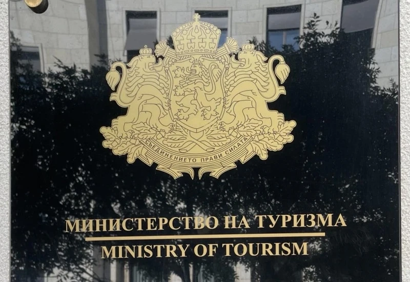 Удължиха срокът за обезщетенията на туроператорите към клиентите за неосъществени пътувания заради пандемията