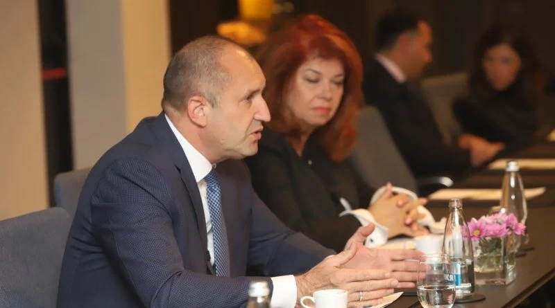 Румен Радев се срещна с борда по туризъм 