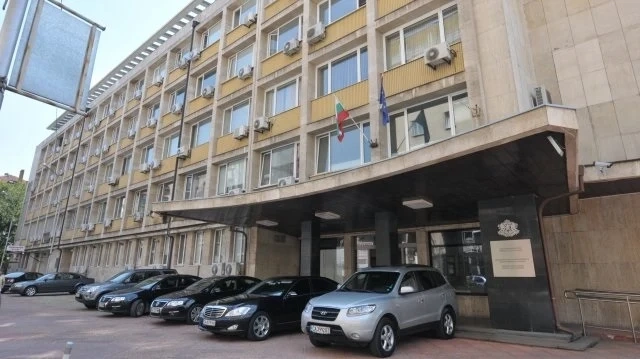 Разделянето на Министерството на икономиката – реформа или техника