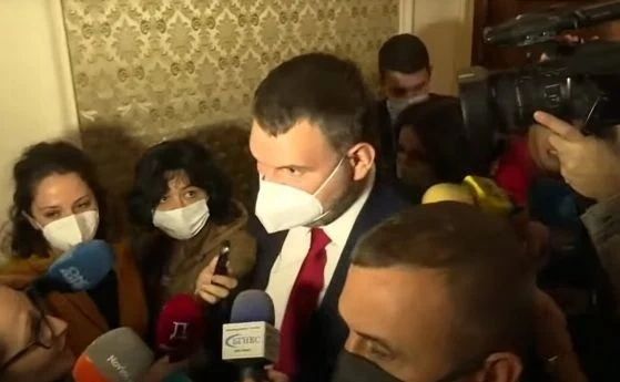 ДПС внеся законопроект за забрана на т. нар. златни паспорти