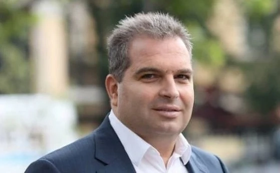 Гроздан Караджов скастри Сандов за трасето на АМ Струма