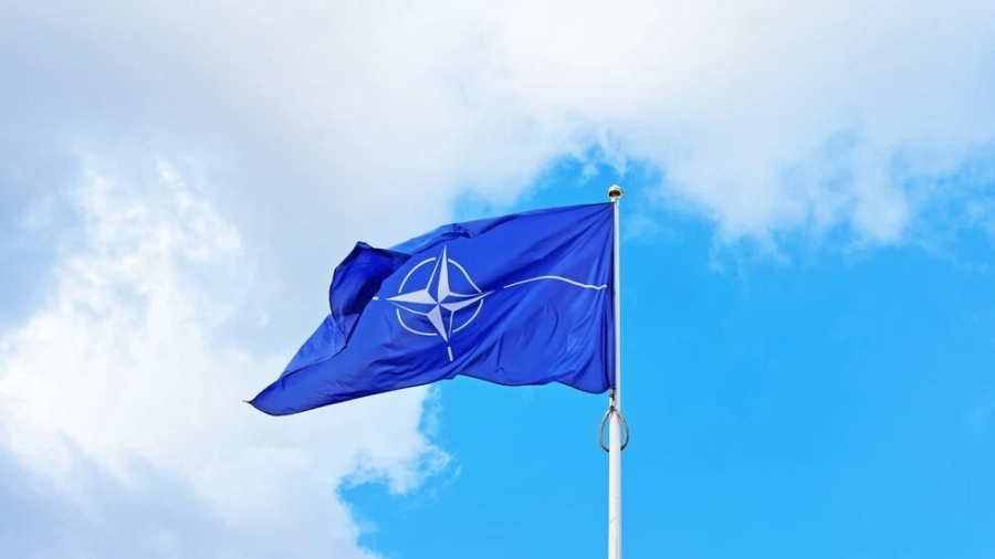 НАТО планира да увеличи военното си присъствие на източния си фланг, евентуално и в България