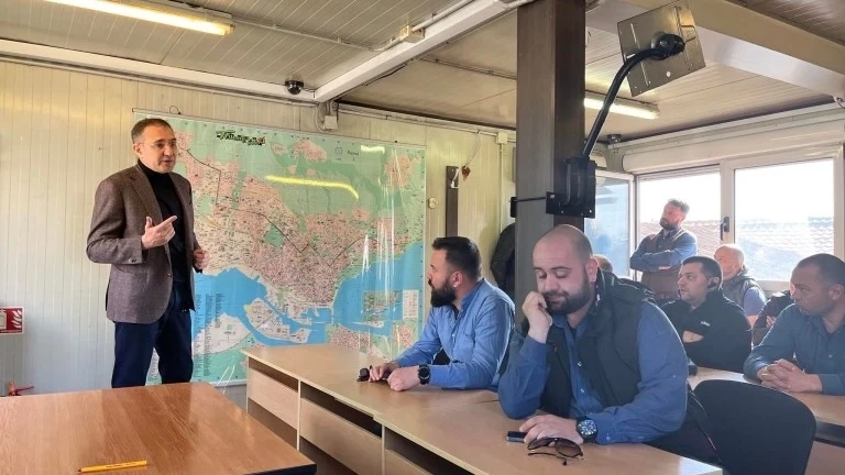БСП: Държавата поема 500 лв от патентния данък на таксиметровите водачи